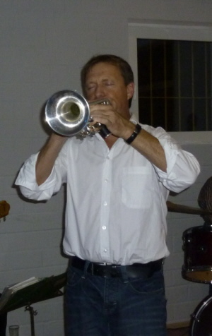 Swing,Dixieland für Freiburg & Umgebung mit BERND Swing,Dixieland für Freiburg & Umgebung mit BERND